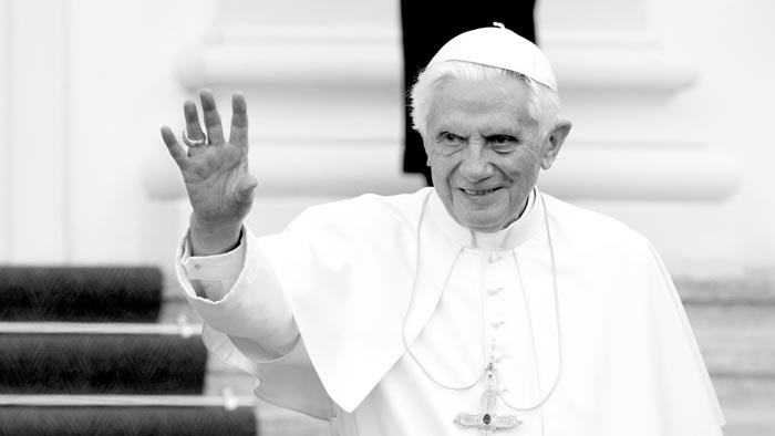 Zum Tod von Joseph Ratzinger / Papst em. Benedikt XVI.