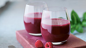 Blaubeer-spirulina-smoothie im Glas |© Ulrika Pousette