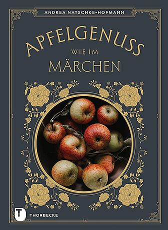 Andrea Natschke-Hofmann - Enjoying Apples Like in a Fairy Tale