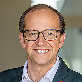 Andreas G. Weiß